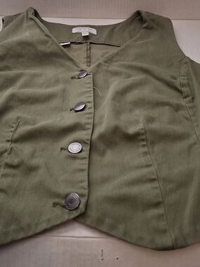 sofia by sofia vergara Olive-Tone Button Front Vest